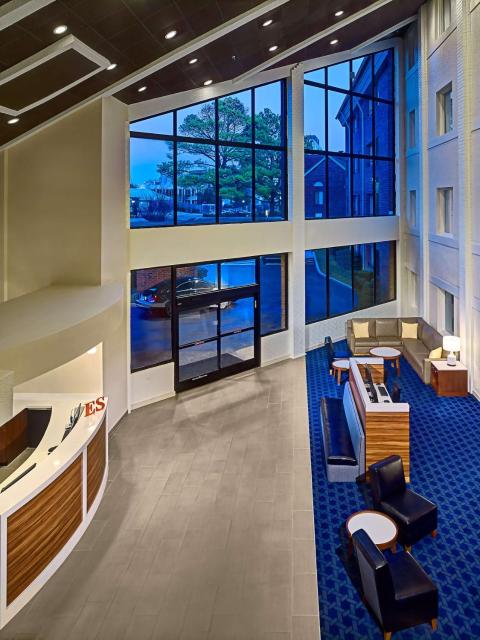 Sonesta Simply Suites Memphis East Poplar Pike