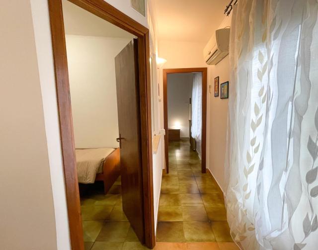 CASA DON TOTO' APARTMENT - Family Comfort Retreat with Private Parking, Quiet Residential Area in ANZIO