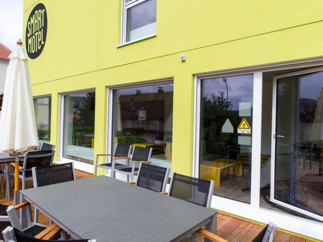 Smart Motel