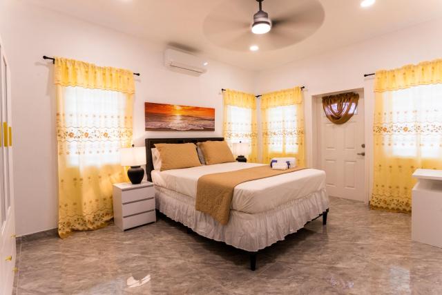 Spacious 1 Bedroom Unit with a Fire Pit in the Private Backyard