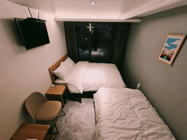L hostel