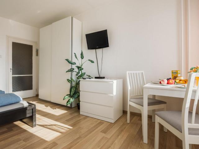 Apartment Prater by Interhome