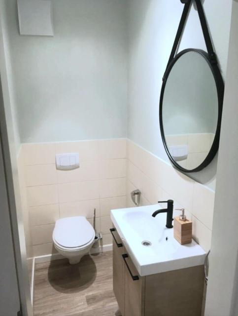 Trendy 2 BR Apartment with private terrace&parking