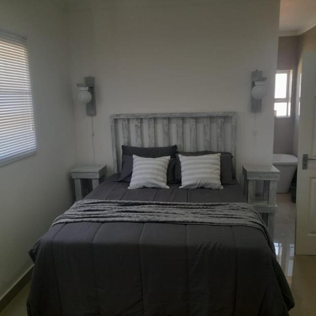 13 Coriander, St Francisbay