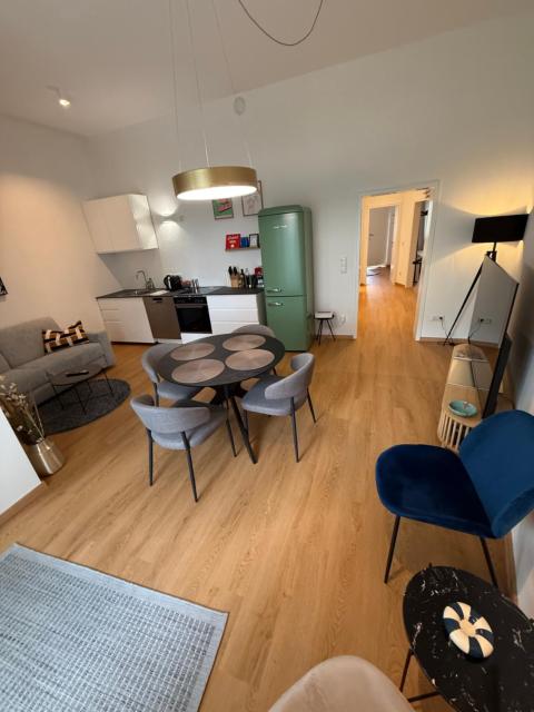 BeckHomes Munich, New, central 2BR Apartment with Terrace