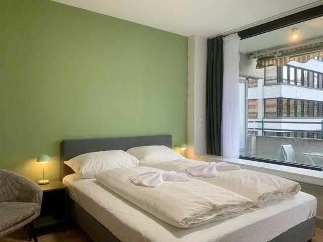 Apartment in central location with free parking space