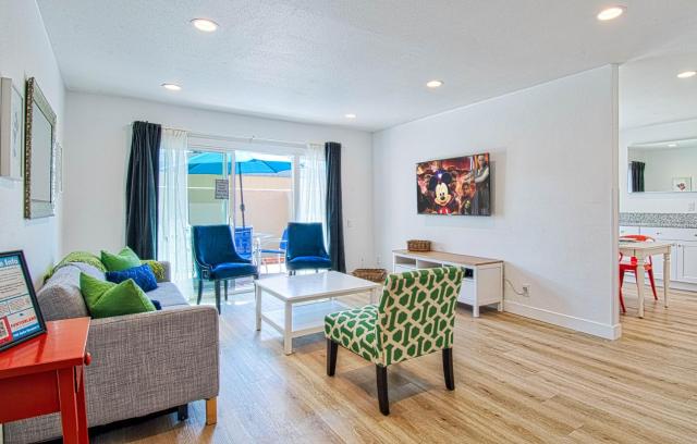 New Suite Escapes 6 by Funtierland Vacation Rentals