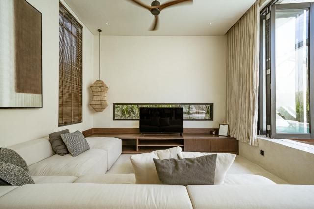 Bōld - Modern Tropical Pool Villas