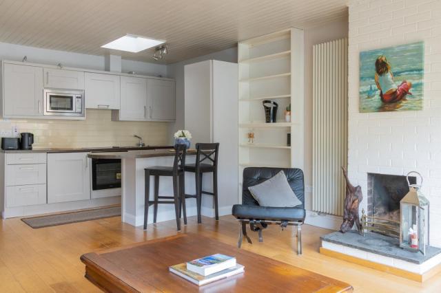 GuestReady - Delightful Mews in Dublin