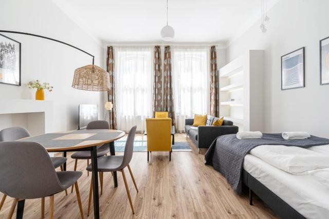 Cosy Castleside Apartment