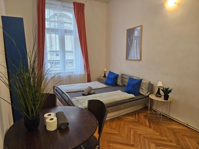 Vibrant City Center Rooms
