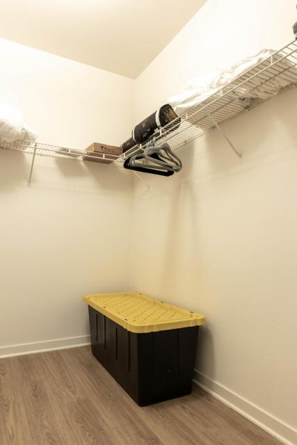 Elegant & Charming 2BR Apartment