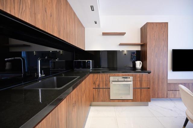 Chic 2BR Apartment w Balcony & Sea View by HolyGu
