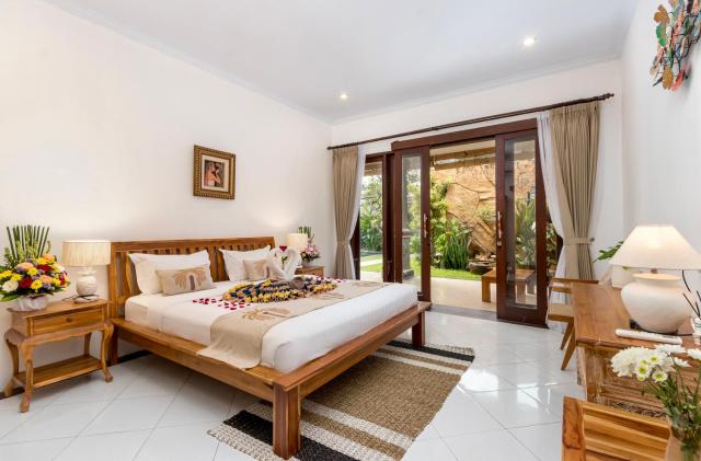 Bens Tunjung Villa Two-Bedroom with Private Pool Kuta