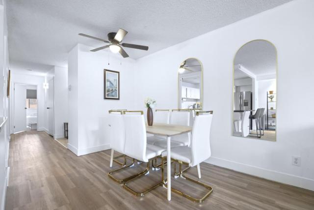 Stylish Suite at Stampede w Free Parking and AC