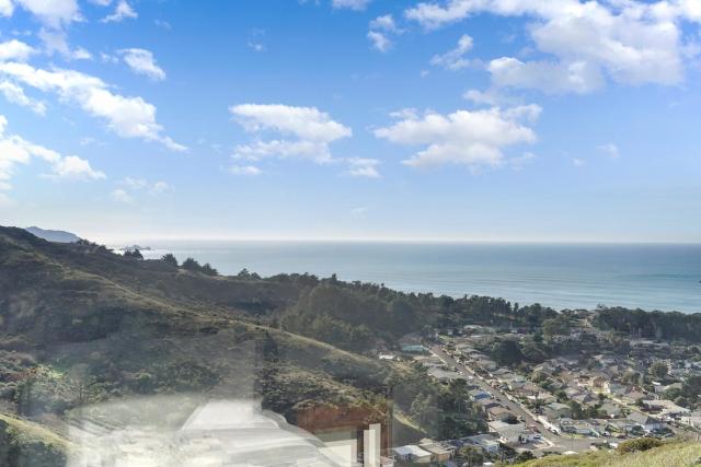 Relaxing 2-Bedroom Oasis in Pacifica