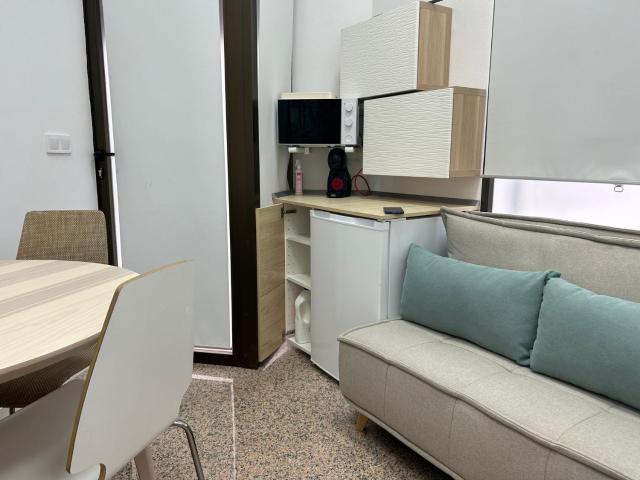 Estudio a 200 metros de la playa