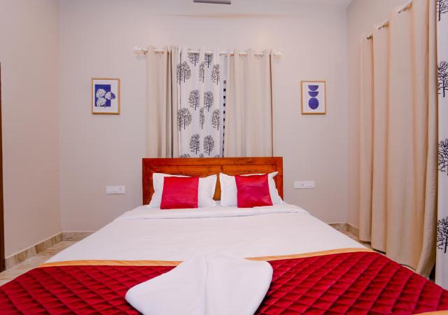 Oasis Apartment with Pool in Vythiri