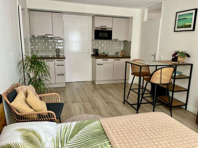Beautiful surf style studio by the sea