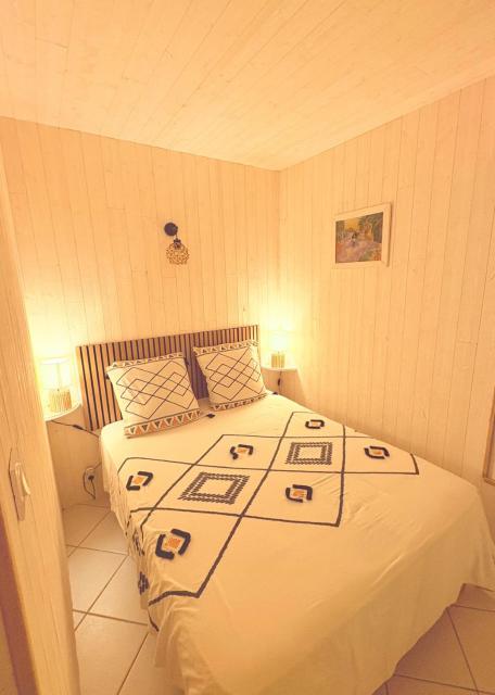 Appartement tout confort pieds dans l'eau avec vue imprenable , pause nature