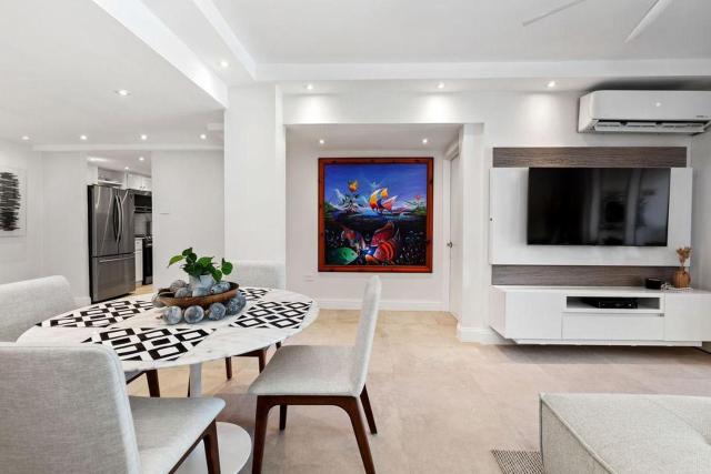 Beachfront Luxury 1BR-Ocean Villas