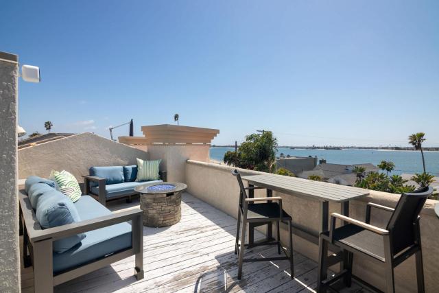 Pacific Beach Rooftop Views