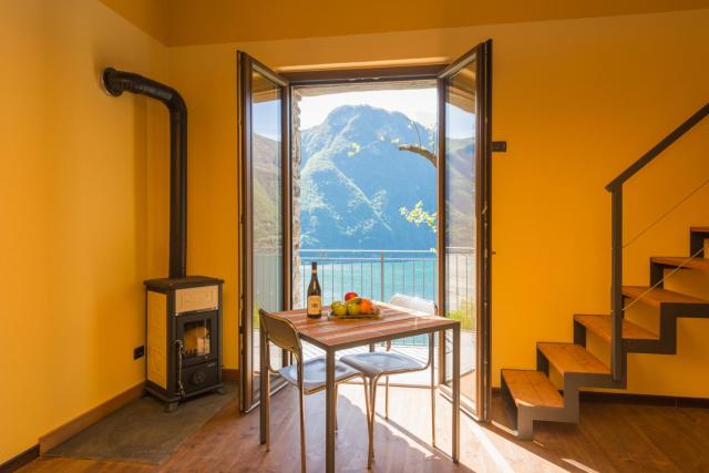 Tra Lago e Montagna Baita la Morena