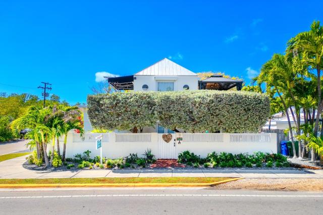 Atlantis House Main Residence