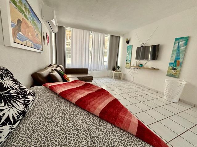 Condado BeachFront Tantra Apartment