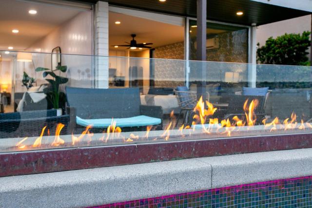 Boardwalk Studio Shared Hot Tub and Patio