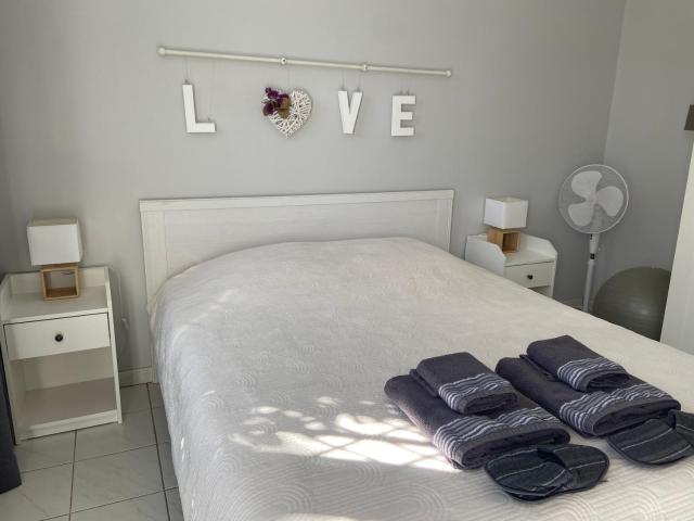 Sweet Home - 55m2 appartment, garden, swimming pool, parking
