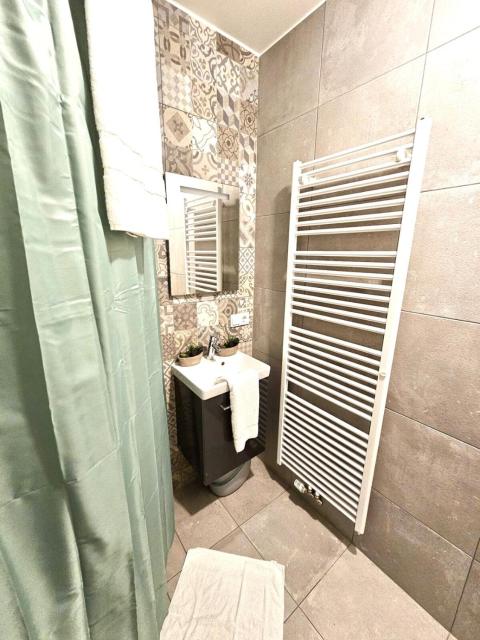 Cozy Studio with Sunny Terrace-Chiny3