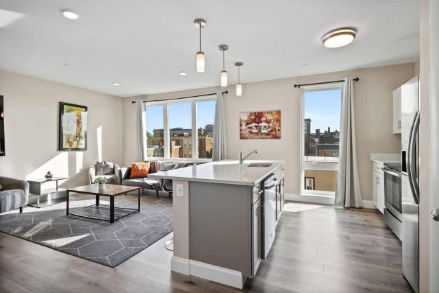 Unit 45 Well designed 1BR Apartment Long term stays