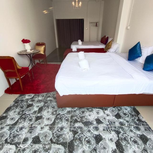 MaHaNa Hostel Family room