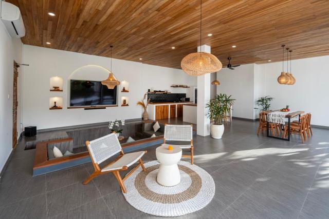 Charming Minimalist 2-Bedroom Villa with Private Pool