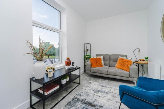 Flat One Chorley Road