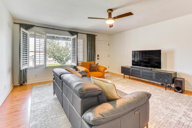 3 Mi to Dtwn Shops & Eats: Mesa Home w/ Pool!