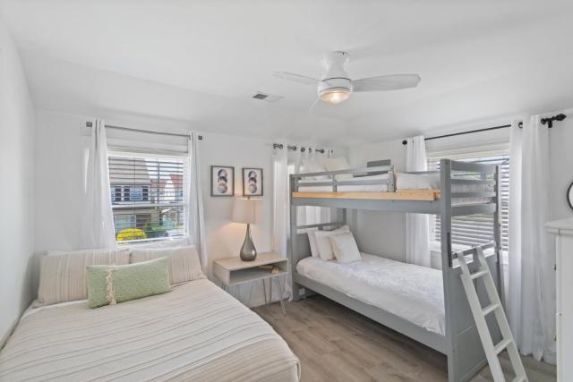 2-Bed Home by the Bay