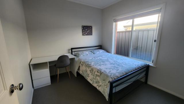 Room available in Mawson Lakes, Adelaide