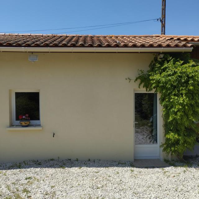 studio 1