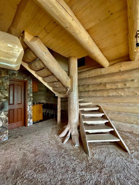 Cabana Grama -ponton privat și jacuzzi pe Lacul Cinciș
