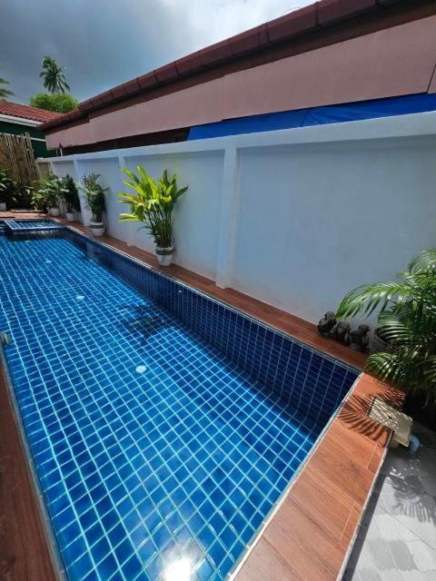 Cozy 3 Bedrooms Pool Villa near Nai Harn Beach