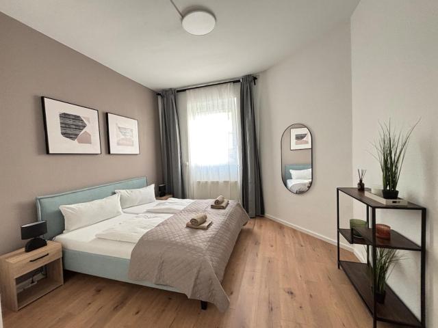 135qm - 6 rooms - city - 2 bathrooms - free parking - MalliBase Apartments