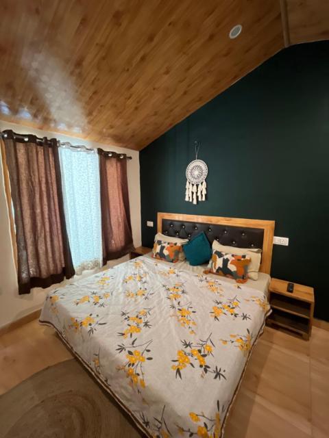 The Dreamcatcher room’s & cafe