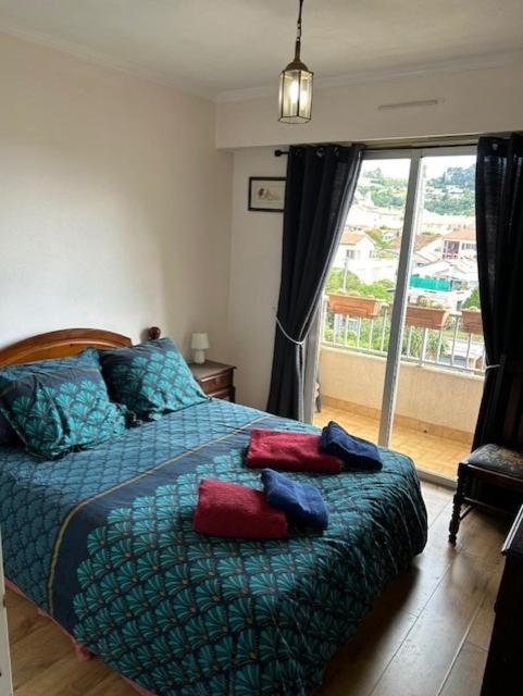 Sunny Balcony Apartment in Vallauris Near Cannes & Antibes