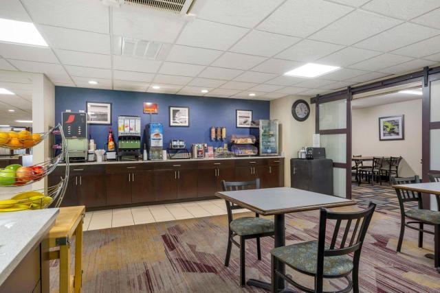 Best Western Plus Berkshire Hills Inn & Suites