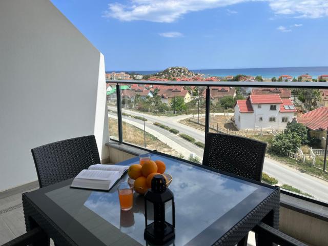 Caesar Blue Sea View Studio