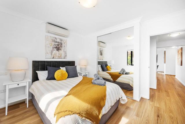 Urban Escape 2BR Wifi Parking