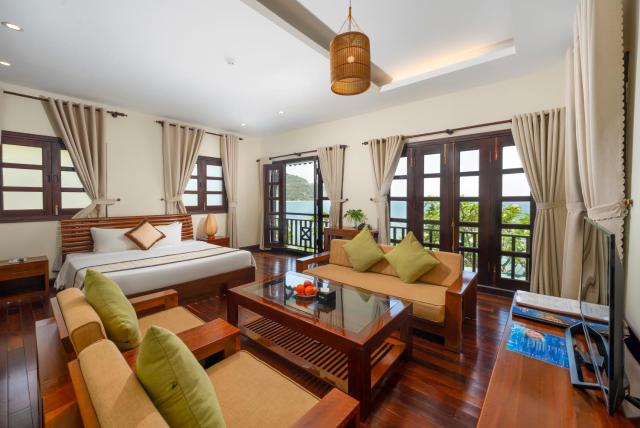 Son Tra Beach Resort & Spa Danang