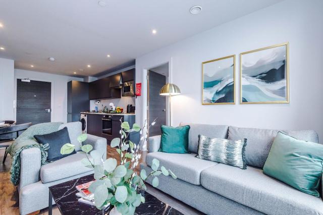Stunning New 2-Bed Flat in Manchester Perfect for Couples